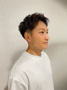 ヨカ(YOKA) アップバング無造作スタイル