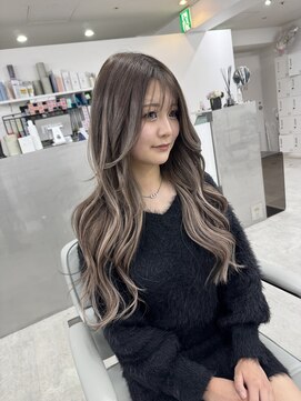 レアル 心斎橋 大阪(REAL) ミルクティーベージュ/ブリーチ/ダブルカラー/ベージュ/心斎橋