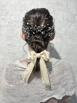 シー(shii..) 《shii../内城》#お呼ばれヘア #編みおろし