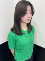 ラグナ(LAGUNA)&nbsp;フェイスレイヤー×オリーブグレージュ×ミディアム/20代/30代