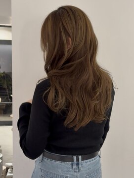 スペシウムバイアンバースデー(spacium by UNBIRTHDAY) 立体感◎ハイライト/ヤノミユウ