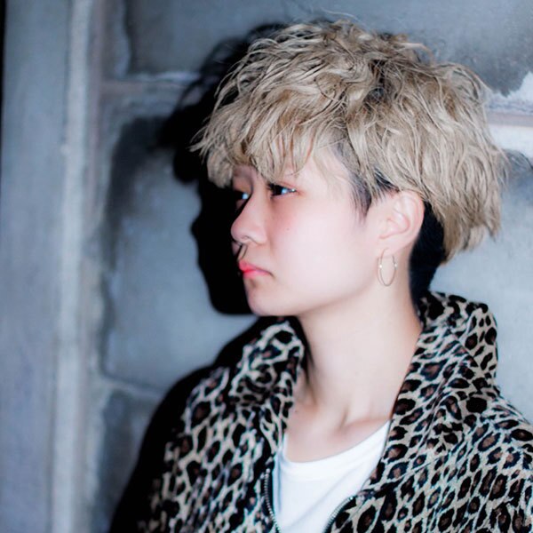 ツーブロックファンキーショート：L007638773｜プリクーズヘアオアシス