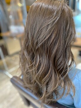 トレ(tre.) 甲子園口/髪質改善/白髪染め/ショート/酸性ストレート/美容室