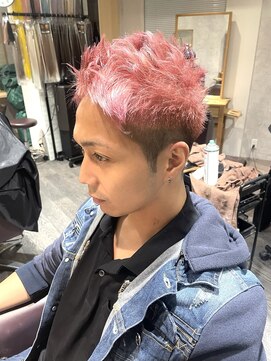 リファイン バイ アフィナー 本厚木店(Refine by Afinar) 【本厚木/本厚木駅】ネオンピンク ベリーショート