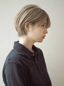 ビュートリアム ギンザ(BEAUTRIUM) おさまり抜群＊耳掛けショート〔銀座/ショート/20代30代40代〕