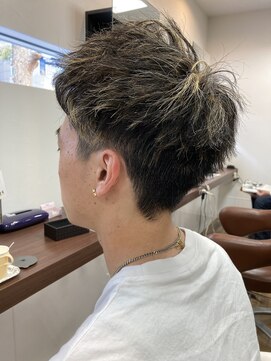 ジールヤマグチ 朝霧駅前店 【白髪ぼかし】メンズショート