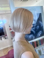 コワファースト  させぼ五番街店(COIFF1RST)&nbsp;ホワイトベージュ★