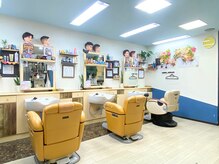 アイリュウ ヘア(airyu hair)の雰囲気（お店の施術スペース。シャンプーは基本的に前向きになります。）