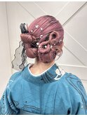 個性派モードヘアアレンジスタイル