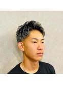 10代20代30代ホワイトメッシュハイライト刈り上げツーブロック