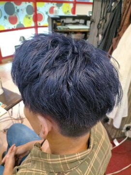 ヘアーズ ベリー 川西店(hairs BERRY) ネイビー