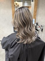 サニー 渋谷(SUNNY) バレイヤージュ、ハイライト、レイヤーロング、グレーベージュ