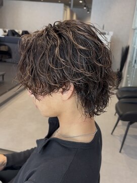 エデアンルクラ 下通(EDEAN Leclat) 熊本メンズパーマ サーフカール ミディアムヘア MEN'S HAIR