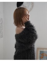 グラッド ナチュラル ヘアー(glad NATURAL HAIR) シアーベージュ×切りっぱなしミニボブ