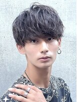 バイフィフス 原宿/表参道(by fifth)&nbsp;原宿縦落ちツイストスパイラルパーマラウンドマッシュ刈り上げ