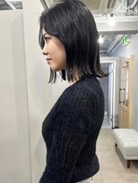 カミエ(kamie)&nbsp;透け感のあるグレージュボブ×丁寧なケア
