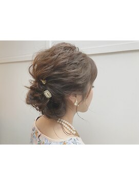 ラグジー(Luxy HAIR RESORT) ゆるふわアレンジ