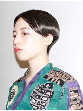 ボアソルテ(Boa Sorte) 鋭角に刈り上げたトランクスヘア