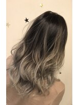 レアナ バイ ニーナ(Leana by NINA)&nbsp;#ヘアカラー #ダブルカラー #インナーカラー #グラデーション