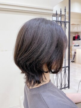 ロアール 大垣店(LOAOL) ウルフボブ