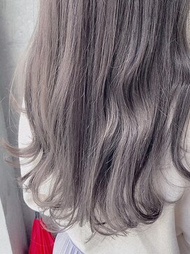 ムイミ(muimi) 【透明感抜群◎シルバーカラー】デザインカラー/10代20代/学生