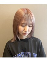 オリビアヘアー(OLIVIA HAIR) ウルフベースにピンクデザインカラーが相性バツグン