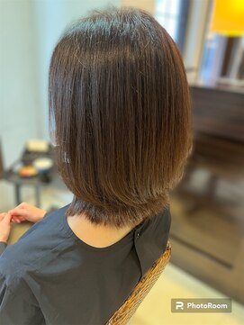 ララカ(Laraca) ふんわりミディアムヘアー