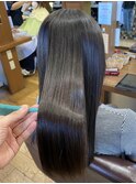 「ビフォーアフターあり」サラ艶ロング「縮毛矯正」