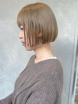 ガーデンヨコハマ(GARDEN YOKOHAMA)&nbsp;ミニボブブリーチイメチェンワイドバングホワイトブロンドカラー