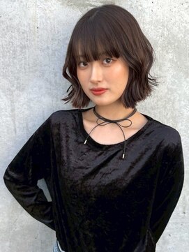 アイウィル(Ai WilL) ブラウン グレージュ 巻き髪ボブ ワイドバング 暗めカラー 20代