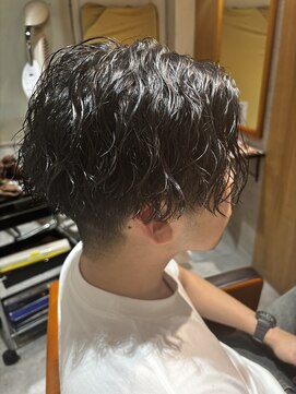 バンブーグラス(Bamboo grass) 前下がりツイストスパイラルパーマ◎