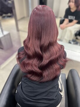 ペレ 栄 アネックス(PELE栄ANNEX) イメチェン/ホワイトブロンド/外ハネボブ/美髪/栄