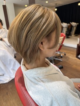 アニー(annie hair design) ブロンドボブ