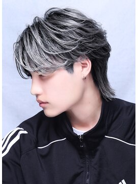 テンバイリップスヘアー(TEN by LIPPS hair) ホワイトシルバーアッシュバレイヤージュツーブロセンターパート