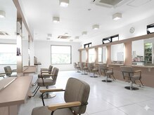 アリエル セバスチャン