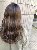 ハイトーンベージュ
