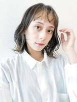 アイティー バイ アルバム 中野店(IT by ALBUM) 波巻きボブ_ラベンダーカラーくびれミディイヤリングカラー_8315