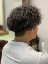 シャルミアヘア(Charmia hair) 刈り上げツイストパーマ