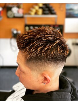 バーバーショップ エイチツー(BARBERSHOP H2) スキンフェード