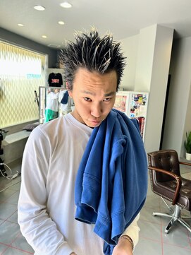 ダニーコウベ(Danny kobe) スパイキーショート