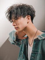 ルースト 渋谷店(ROOST)&nbsp;波巻きマッシュパーマ束間ハイライト/ツイストスパイラルパーマ