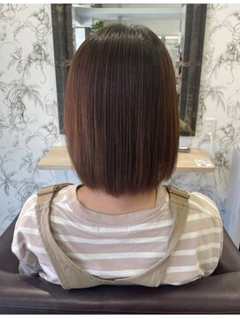 キャパ セントラル 天神 大名店(CAPA central) ショートボブ 丸みショート 縮毛矯正 髪質改善