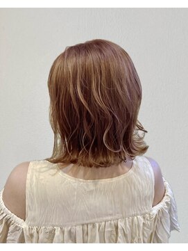 リズヘアー(RIZZ hair) ピンクベージュ_くびれ切りっぱなし◯ダブルカラー_柳田佑樹