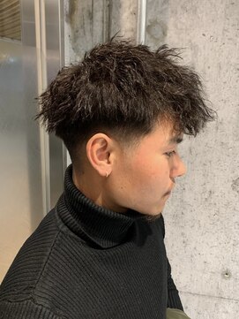アース 高円寺店(HAIR & MAKE EARTH) 刈り上げ×ツイストパーマ〔@earth_kouhei 〕