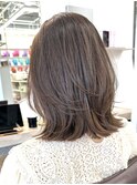 くびれミディくびレイヤー外ハネ