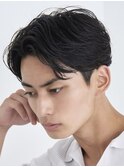 原宿ニュアンスパーマ毛流れヘアセンターパート大人ビジネスヘア