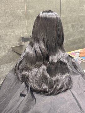 スノウ(SKNOW) 透明感ブラックカラー