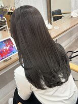 ローレン(Lolen.)&nbsp;ダークグレー　（福岡/レイヤー/顔周り/透明感カラー）