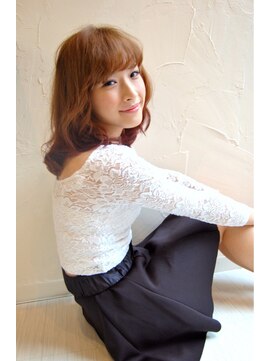 ミエンヌ(mienne) くるりん前髪パーマ+グラデーションカラー