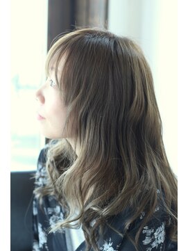 シータ(Sheta) グレーアッシュ × ルーズウェーブ